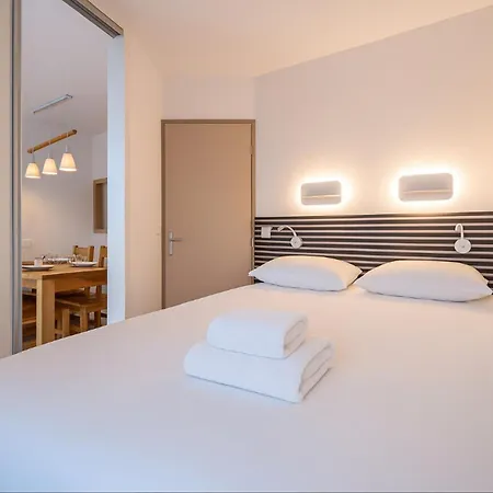 Pretty 27m With Beautiful Views Of The Mont Blanc Апартаменты *