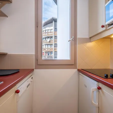 Pretty 27m With Beautiful Views Of The Mont Blanc 아파트 *