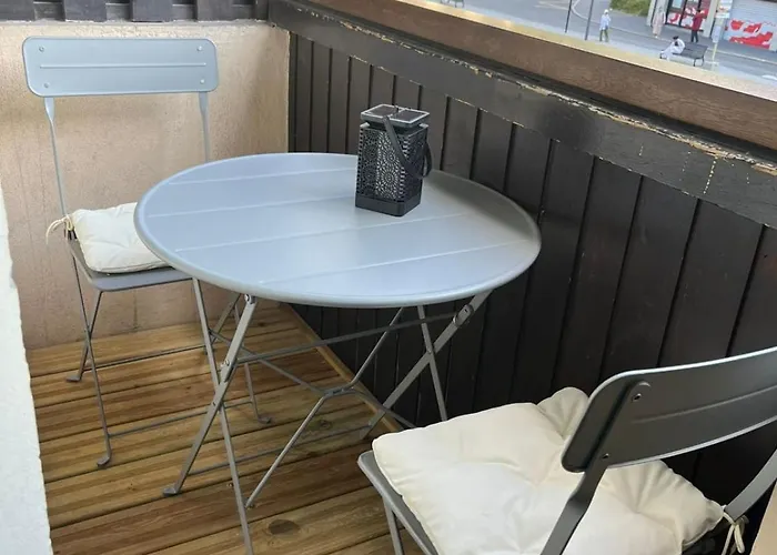 Pretty 27m With Beautiful Views Of The Mont Blanc *