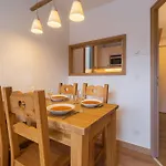 A Lovely Flat With Parking And Views Of Mont Blanc Апартаменти