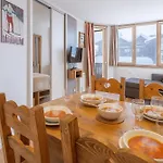 A Lovely Flat With Parking And Views Of Mont Blanc *