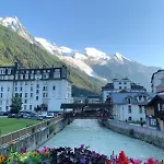 A Lovely Flat With Parking And Views Of Mont Blanc Appartement